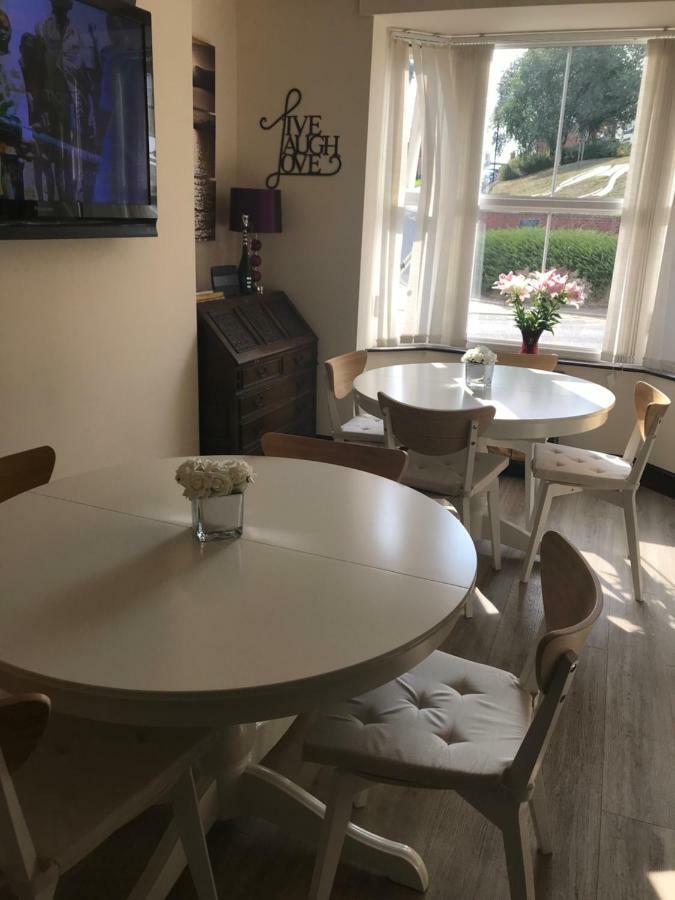 Jasmine House Bed & Breakfast Лътъруърт Екстериор снимка